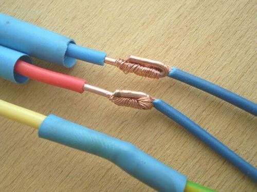 Как правильно соединить провода между 